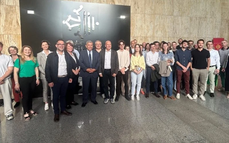 Article Centre Presse